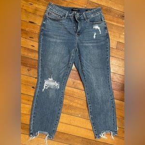 Never worn Judy Blue jeans